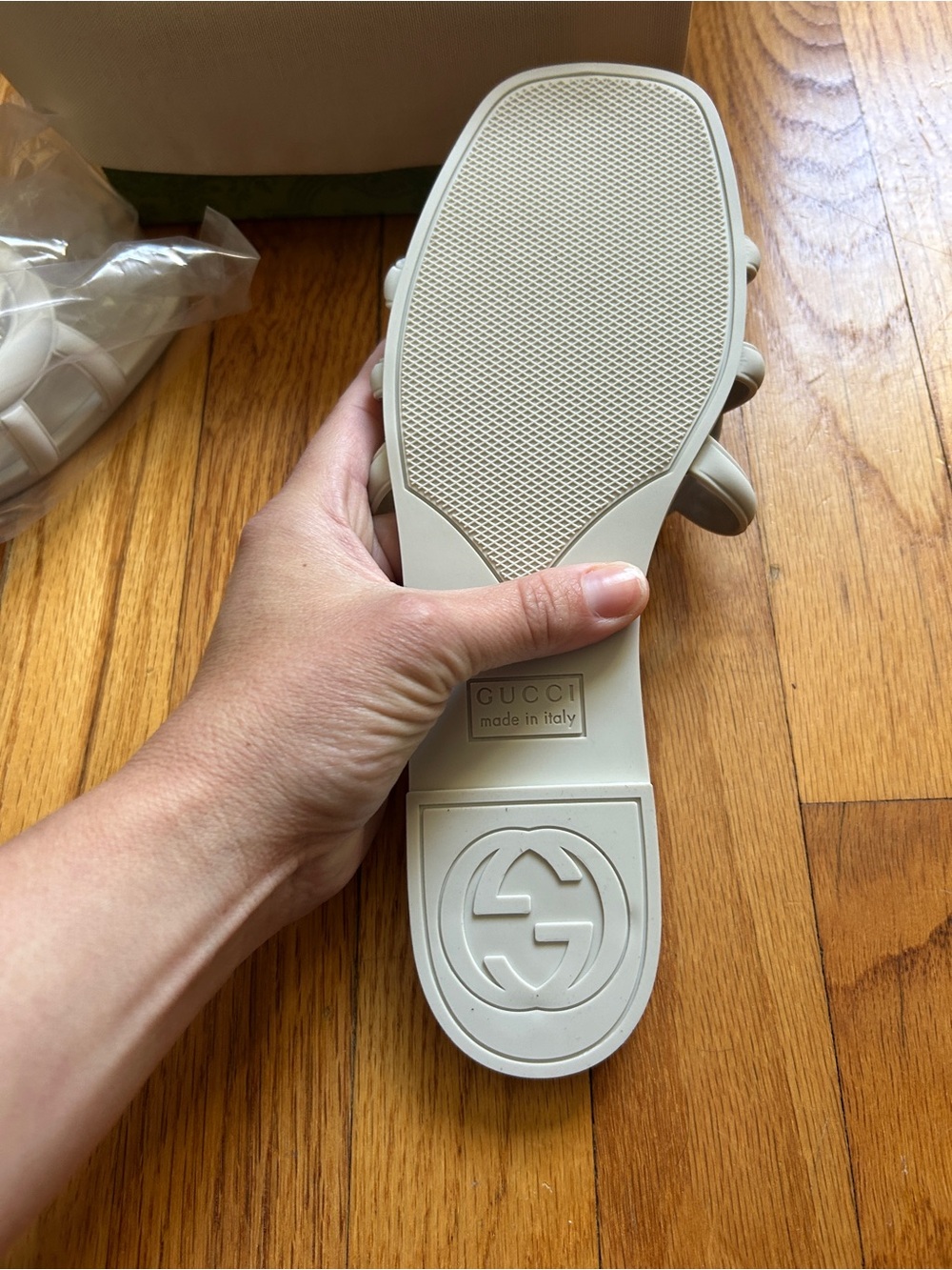 Gucci Interlocking G sandals- Summer 2026 - Picture 7 of 9